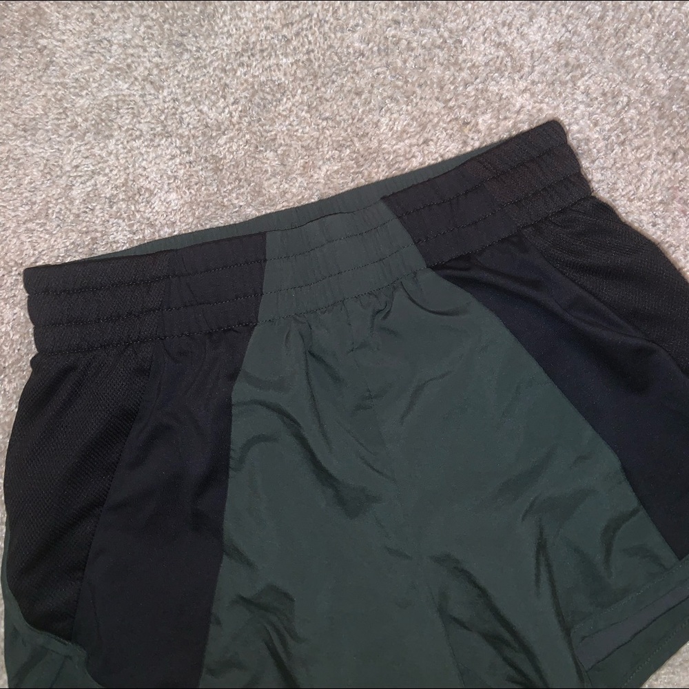 Avia Dark Green & Black athletic shorts size XS - Picture 3 of 5